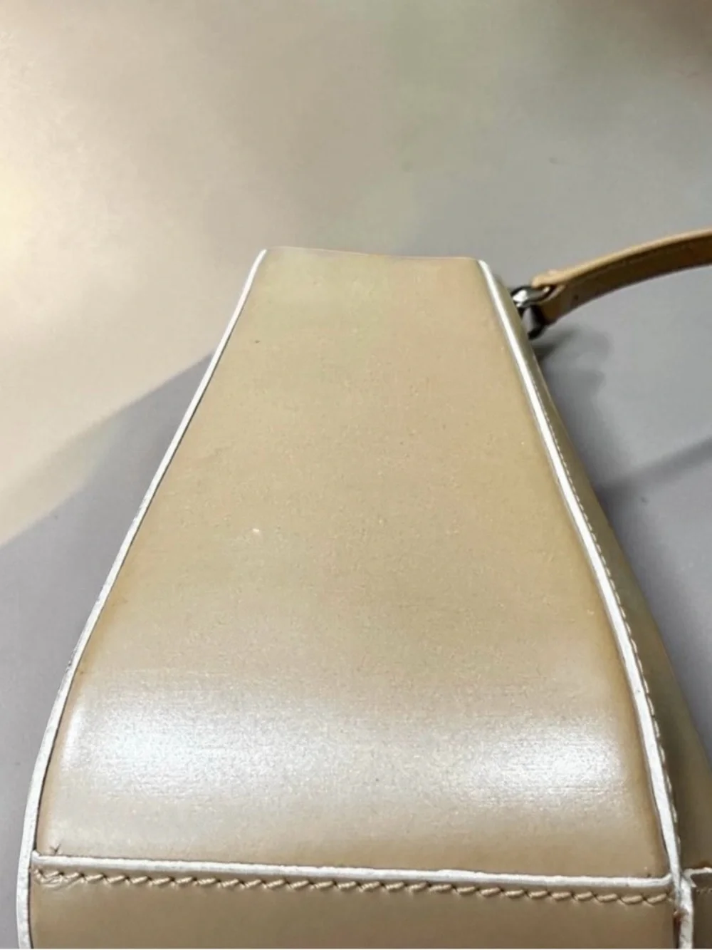 Vintage BALLY smooth, leather shoulder bag silver hardware - Picture 7 of 12